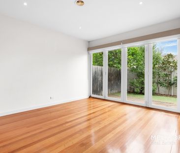 MODERN COMFORT - UNFURNISHED - Photo 6