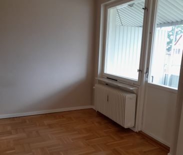 Skogsvägen 8 B - Foto 1