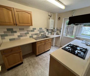 Dunsford Close, Old Town, SN1 - Photo 6