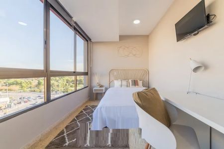 Avenida Pío XII, Valencia, Valencian Community 46015 - Photo 3