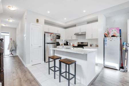 For Lease - 318 GUPPY Grove, Orleans - Cumberland and Area, Ontario - Photo 5