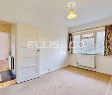 Costons Lane, Greenford, UB6 - Photo 2