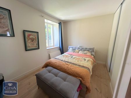 Location Maison 3 pièces 62m² ST LEONARD DE NOBLAT 87400 - Photo 2