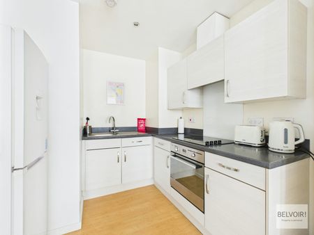 Apartment to rent on - Photo 4