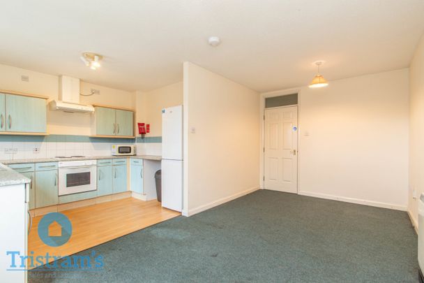 2 bed Apartment for Rent - Photo 1