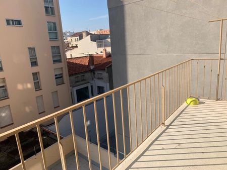 Location Appartement 3 pièces 80 m2 à Perpignan - Photo 3