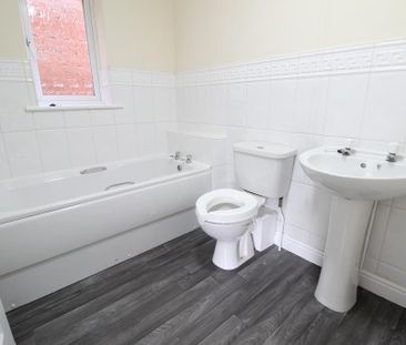 3 bedroom detached house to rent - Photo 6