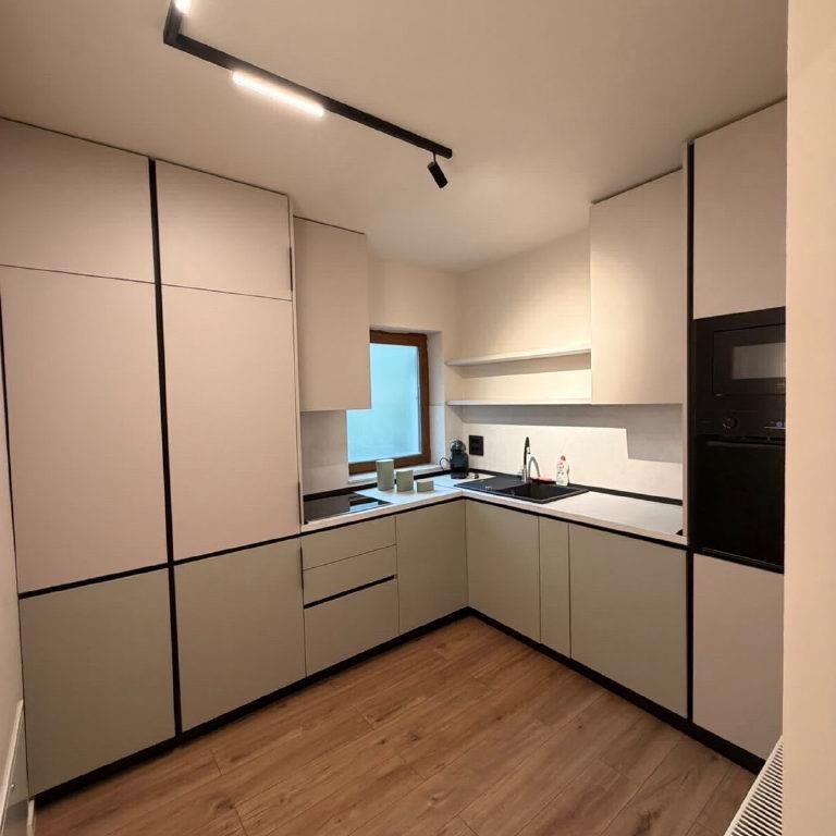 Apartament LUX de inchiriat 3 camere Sibiu Trei Stejari - Fotografie 1