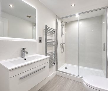 Flat to rent - Crofton Road, Orpington, BR6 - Photo 4