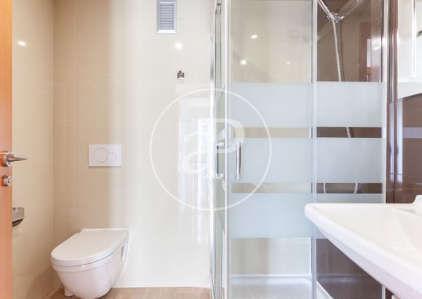 Flat for rent with swimming pool in Ciutat Jardí (Valencia)