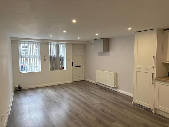 49d Castle Street, Comber, BT23 5DY - Photo 1