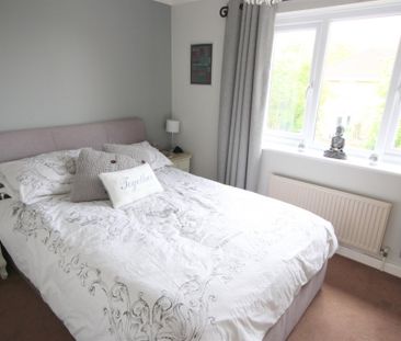 Stonechat Road, Horndean Unfurnished - Photo 2
