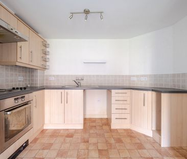 2 bedroom apartment to rent - Photo 5