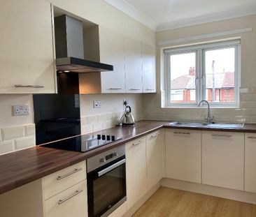 2 bedroom flat to rent - Photo 3