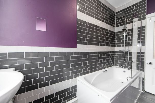 Langdale Terrace, Headingley, Leeds - Photo 1