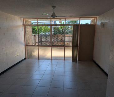 TWO BEDROOM SPLIT LEVEL UNIT - PETS CONSIDERED - Photo 4