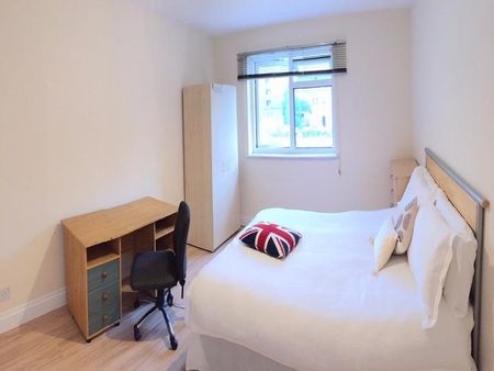 4beds Apartment - Photo 4