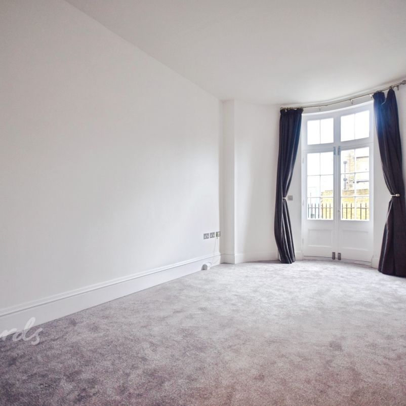 4 bedroom town house to rent - Photo 1