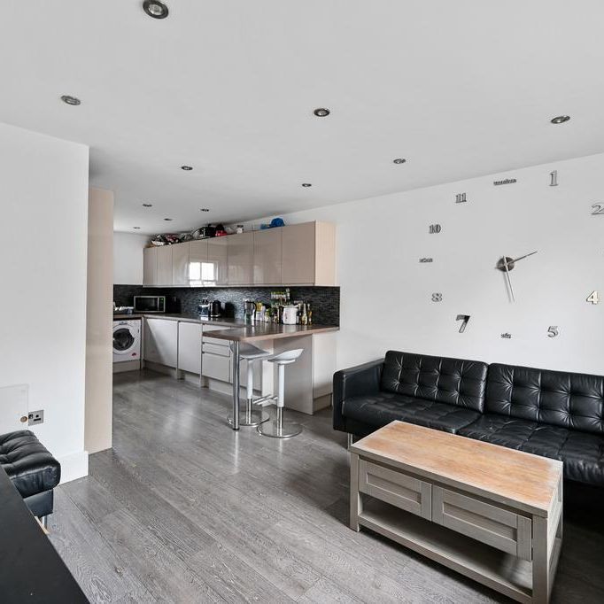 1 bedroom house of multiple occupation to rent - Photo 1