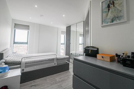 2 bedroom apartment to rent - Photo 3