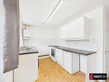 Glenwoods, Newport Pagnell, MK16 - Photo 4