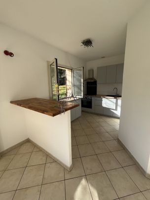 Location Maison 3 pièces 43m² MIOMO 20200 - Photo 1