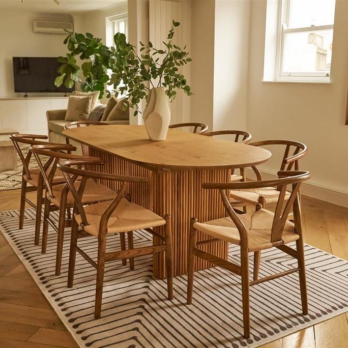 4 bedroom flat to rent - Photo 1