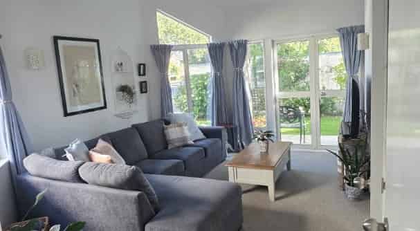 Fully Renovated Move in and Enjoy! - Photo 1