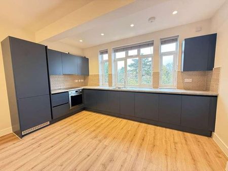 Mottingham Road, London, SE9 - Photo 5