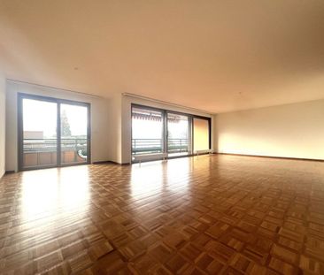 Magnificent 4.5-room apartment with lake view / 3 bedrooms / 2 bath... - Photo 1