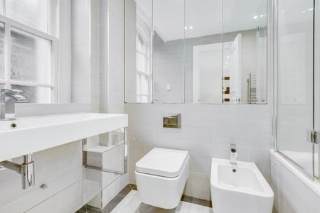 Abbey Lodge, Park Road, St John's Wood, NW8 7RL - Photo 2