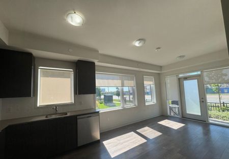 For Lease - 58 Sky Harbour Drive Unit# 105, Brampton, Ontario - Photo 4