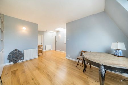 St. Charles Square, North Kensington, W10, London - Photo 3