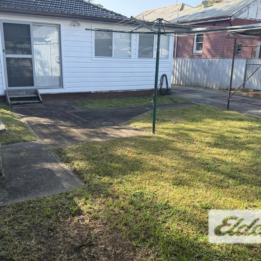 4 Orient Road - Photo 1