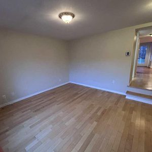 Maison de ville à Magog - BELLE OPPORTUNITÉ POUR PERSONNES RETRAITÉES! - Photo 2