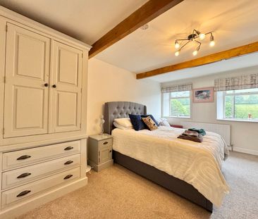 2 bedroom terraced house to rent - Photo 2