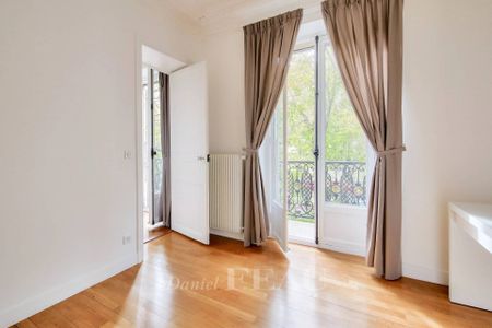 Location appartement, Paris 10ème (75010), 6 pièces, 151 m², ref 86398705 - Photo 3