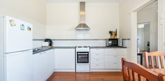 135 Oldaker Street, Devonport - Photo 2