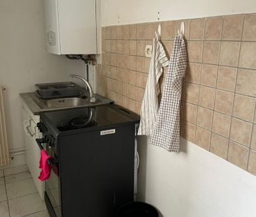 Appartement à louer - REIMS - COURLANCY - Photo 4