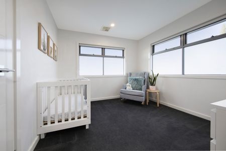 4/9 Elizabeth Street, Oakleigh East VIC 3166 - Townhouse For Rent | Domain - Photo 3