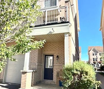 For Lease - 74 Cathedral High Street, Markham, Ontario - Photo 2