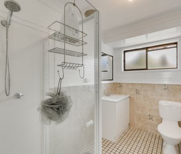 Neat & Comfortable 2 Bedroom Duplex - Photo 6