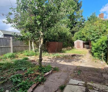 4 bedroom end of terrace house to rent - Photo 3