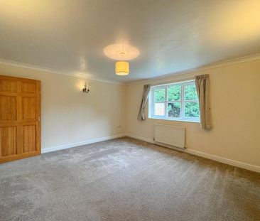 3 bedroom bungalow to rent - Photo 4