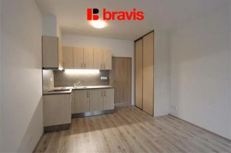 Pronájem bytu 1+kk, Brno - Řečkovice, novostavba, částečně zařízený, ul. Medlánecká - Fotografie 2