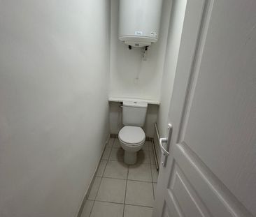 Location Appartement 3 pièces 61m² LEZIGNAN CORBIERES 11200 - Photo 5