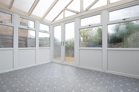 2 bedroom semi-detached house to rent - Photo 3