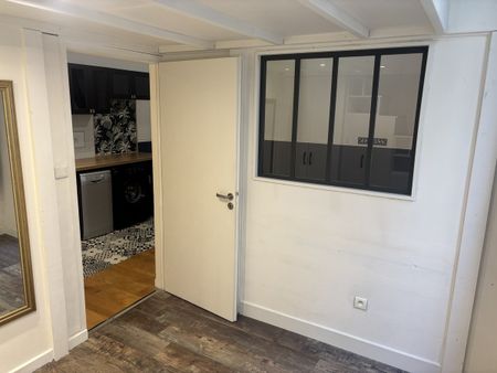 Location Appartement 2 pièces 33m² BORDEAUX 33000 - Photo 4