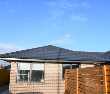 This near new attached two bedroom home offers a spacious open plan... - Photo 6