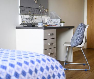 2 bedroom apartment to rent - Photo 6